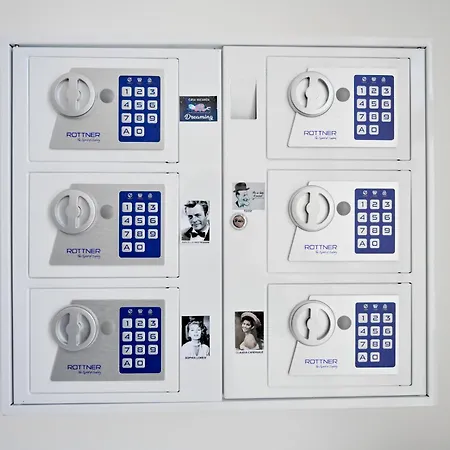 Bed and Breakfast Dreaming 3*